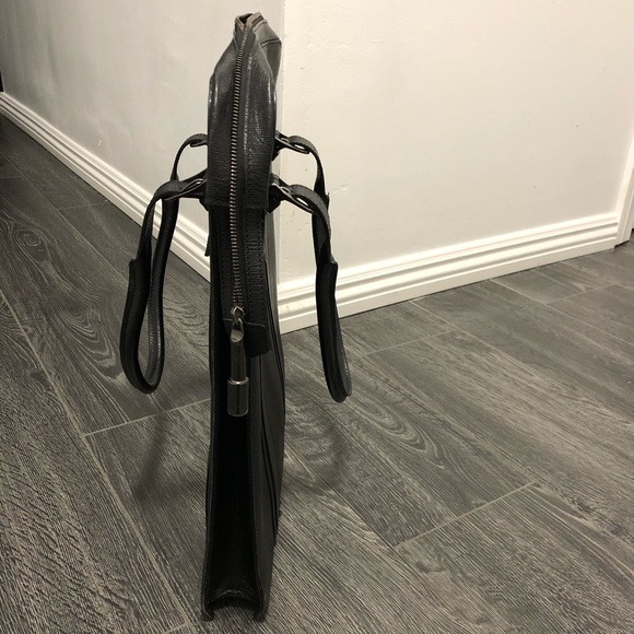 BURBERRY Portfolio Shoulder Bag - Picture 4 of 8